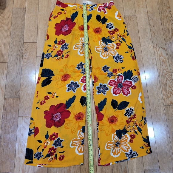 Chiffon wide leg flaural flower pants 🌼 - Picture 7 of 12